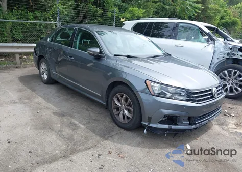 2017 Volkswagen Passat S из США, поврежденный, VIN 1VWAT7A38HC077932